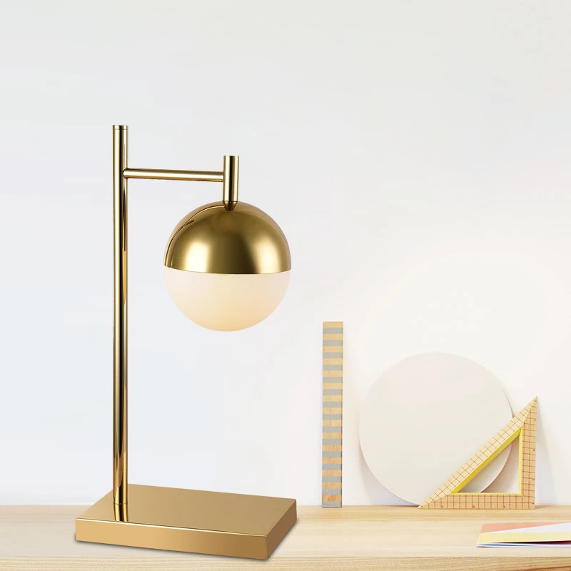 Full Spectrum Table Lamp